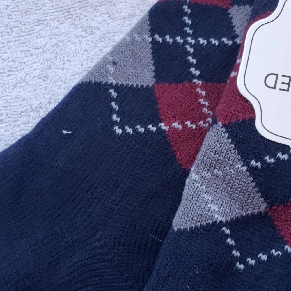 Slipper socks with Faux Shernon-sling with a  Non-slip Tred zfits to Size 11